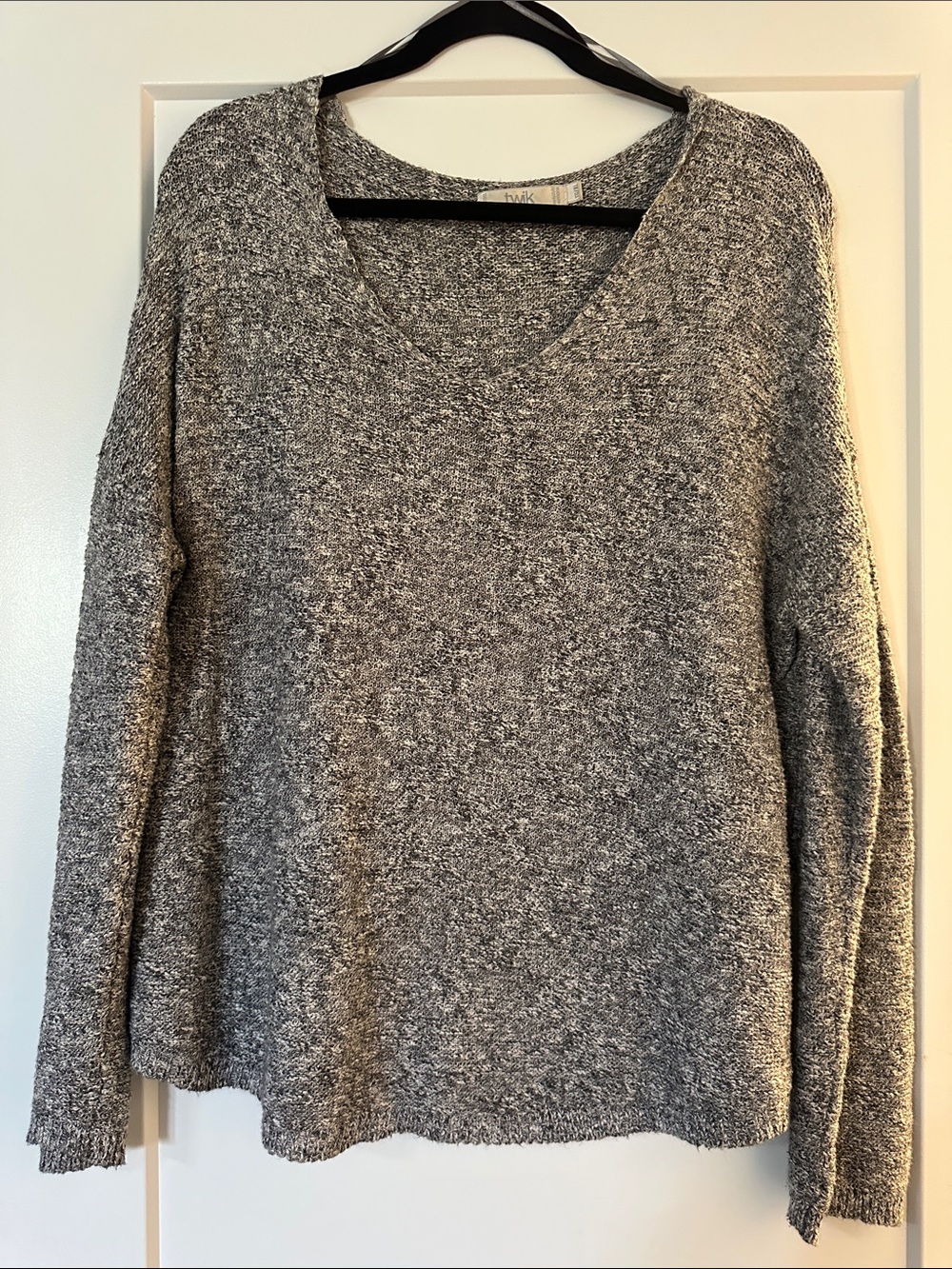 Simons Off-the-Shoulder Soft Knit Sweater in Heather Gray